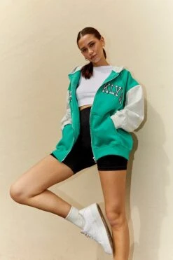 Green Graphic Jacket Long Sleeve Hoodie