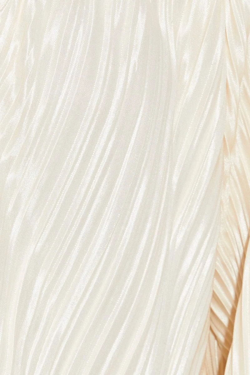 White Jacket Long Sleeve V Neck With Chain Details 8 White Jacket Long Sleeve V Neck With Chain Details - Image 6